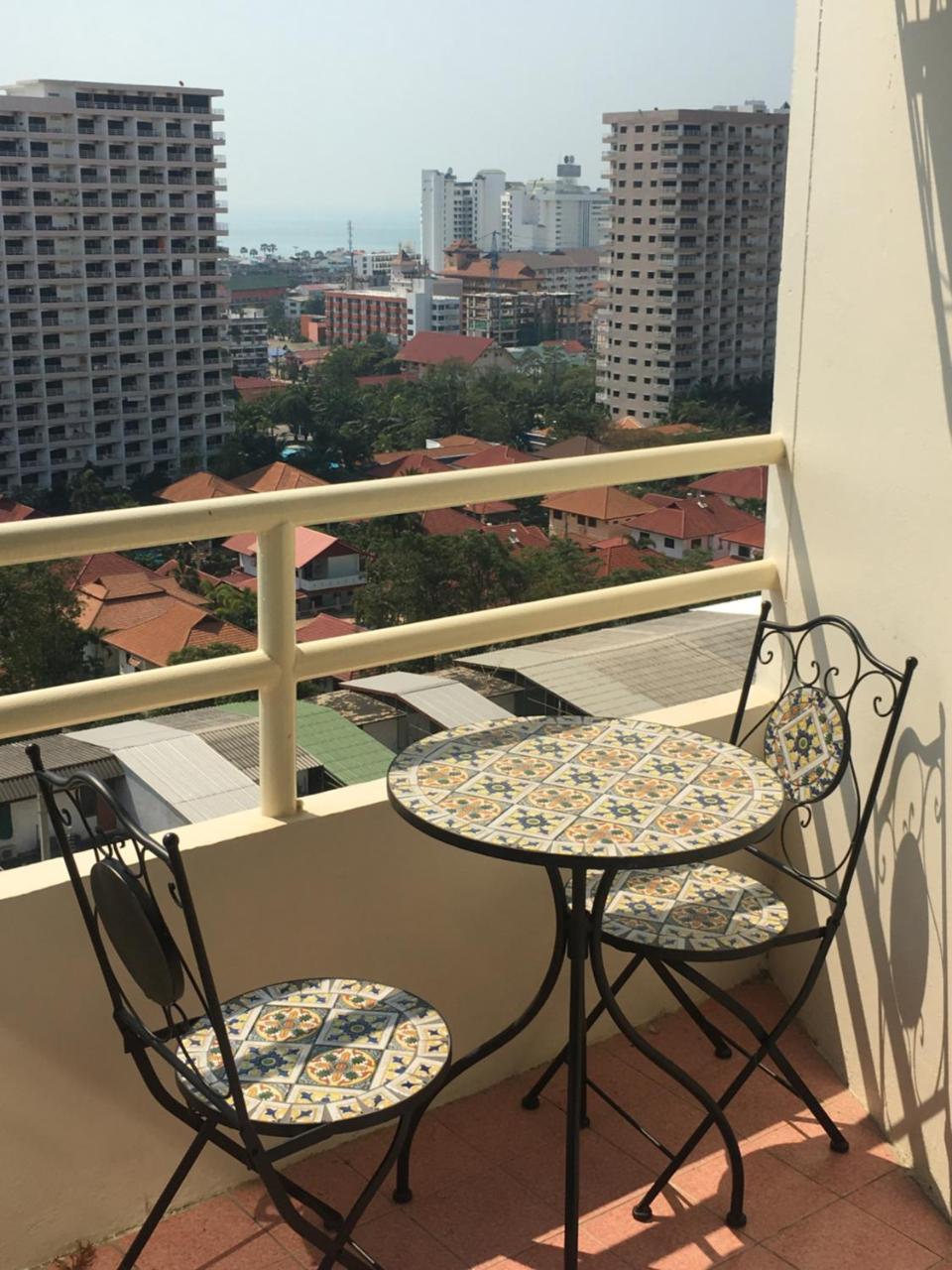 View Talay 1 Jomtien Apartment Pattaya Bagian luar foto