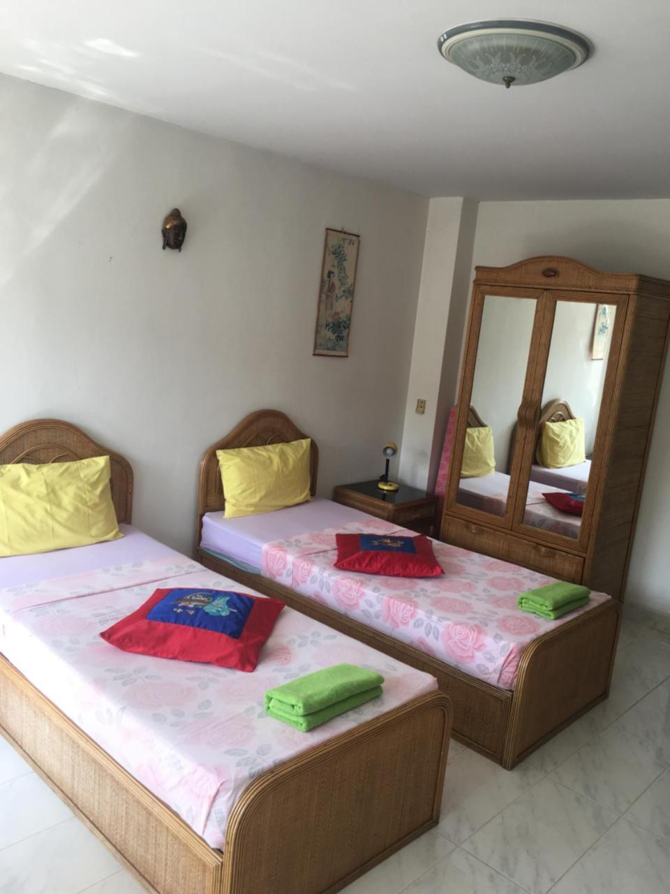 View Talay 1 Jomtien Apartment Pattaya Bagian luar foto